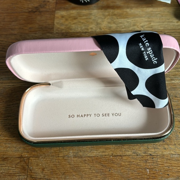 Kate spade eyeglasses case - Picture 3 of 3